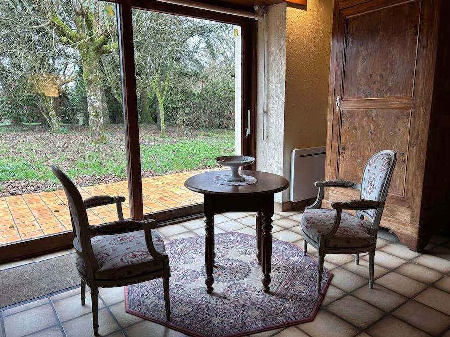 Maison Paisible Avec Lac Prive Secondigny Kültér fotó